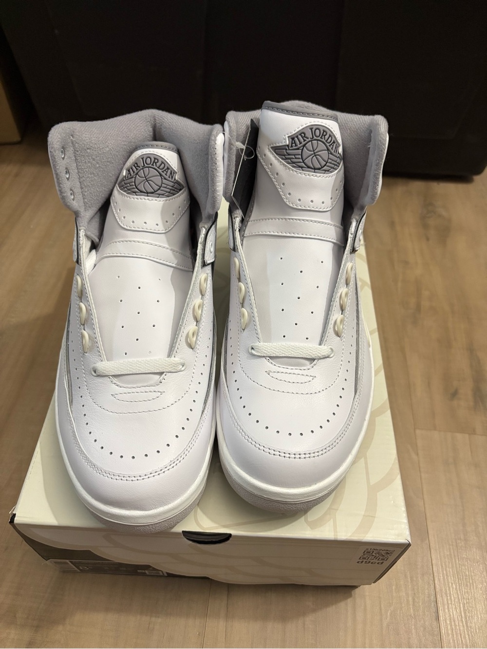 Air Jordan 2 Retro White Cement Size 8.5M